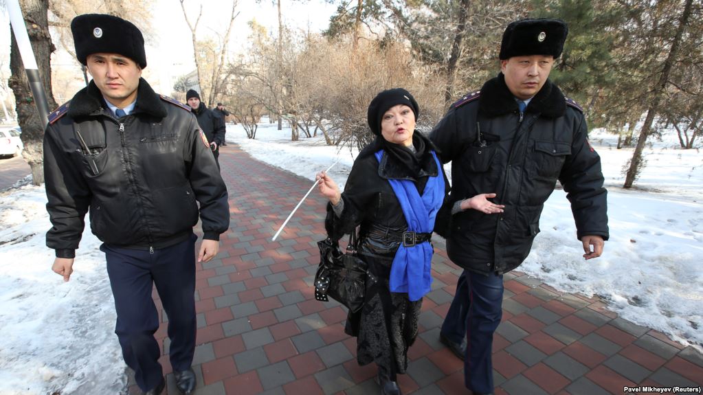 Задержания в Алматы, 27 февраля 2019. Фото: Azattyq.org