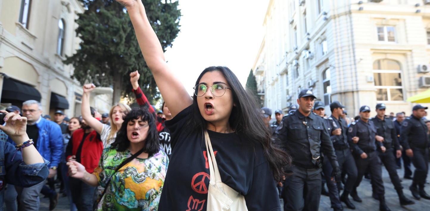 Протесты феминисток в Баку Amnesty International