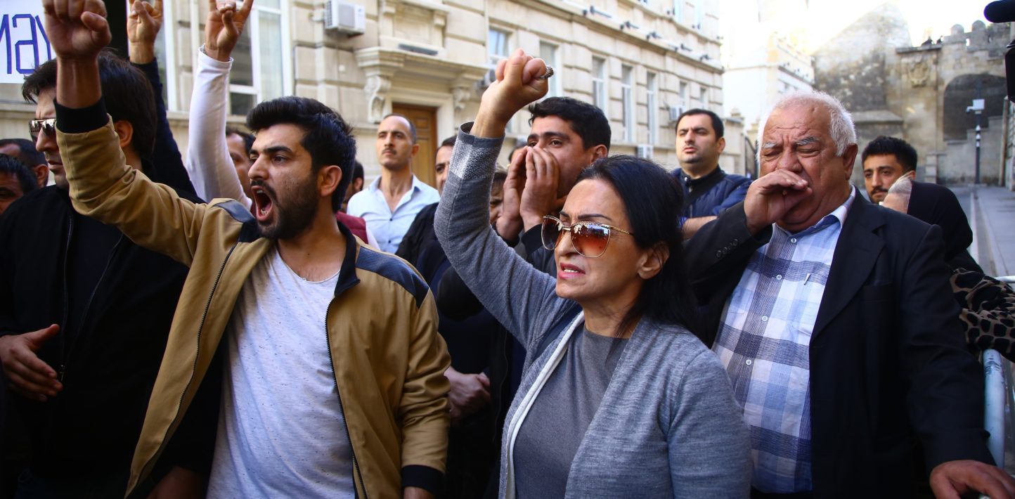 Протесты в Азербайджане Amnesty International.