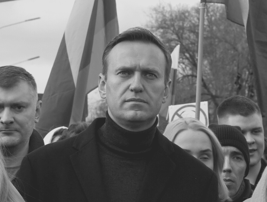 Свободу Алексею Навальному Amnesty International.