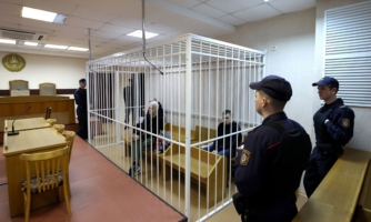 Нобелевский лауреат из Беларуси Алесь Беляцкий и его коллеги уже четыре года за решёткой. Репрессий против критиков власти не прекращаются